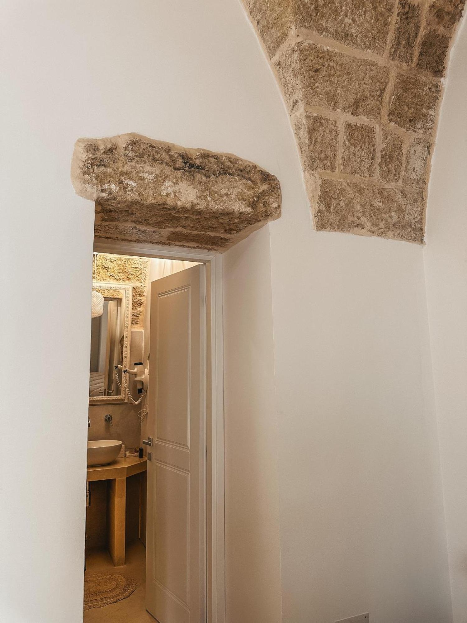 Palazzo Alma Luxury Rooms Casarano Luaran gambar