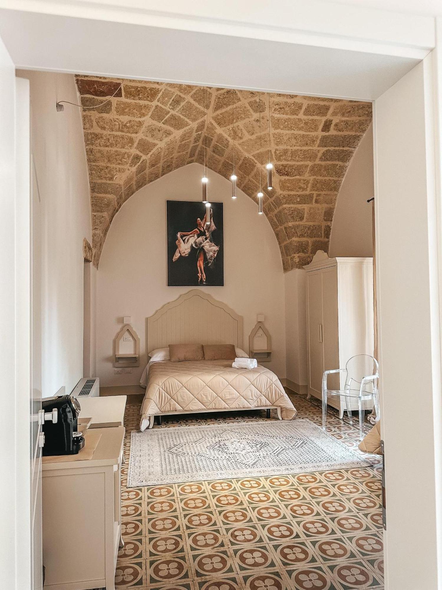 Palazzo Alma Luxury Rooms Casarano Luaran gambar