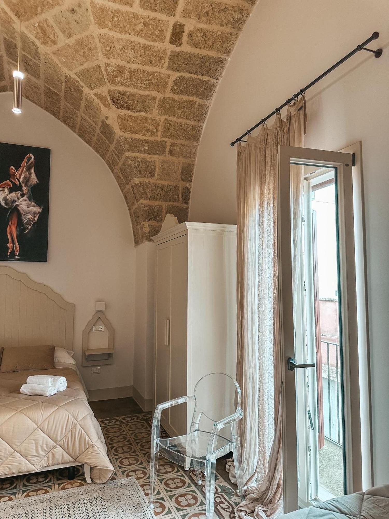 Palazzo Alma Luxury Rooms Casarano Luaran gambar